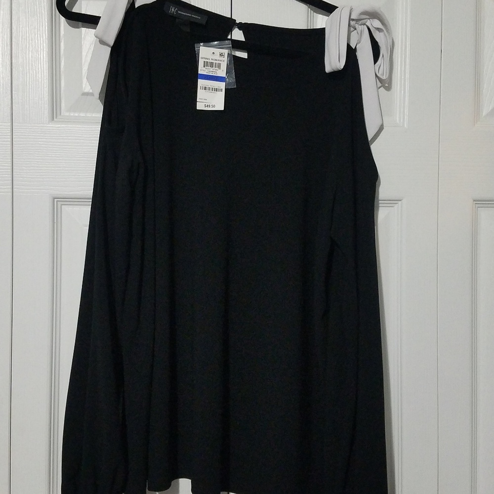 INC Cold shoulder white tie detail top NWT